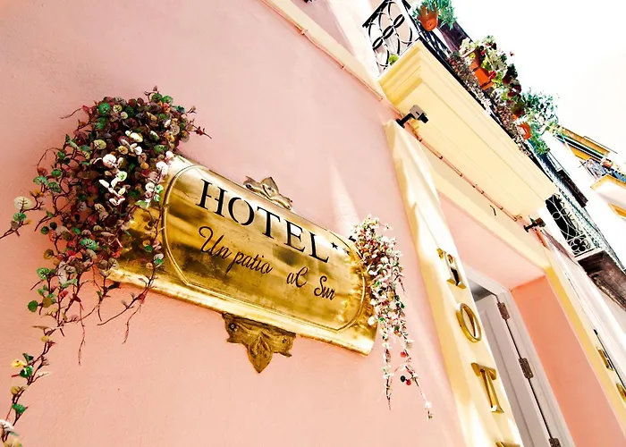 Un Patio Al Sur Hotel Seville